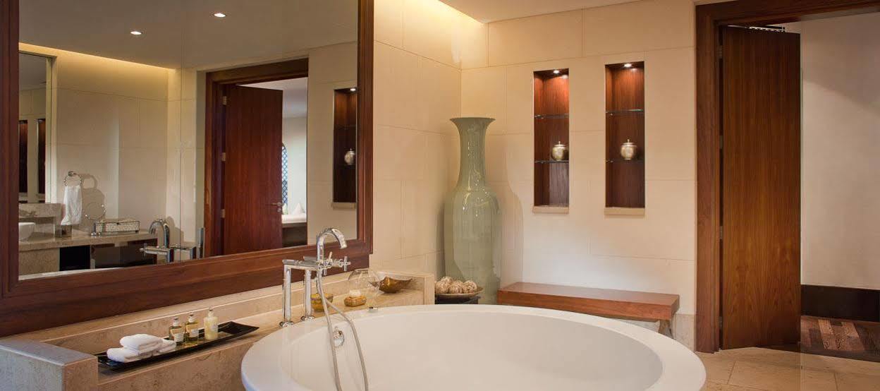 Malakiya Villas - Madinat Jumeirah Dubai Exterior photo
